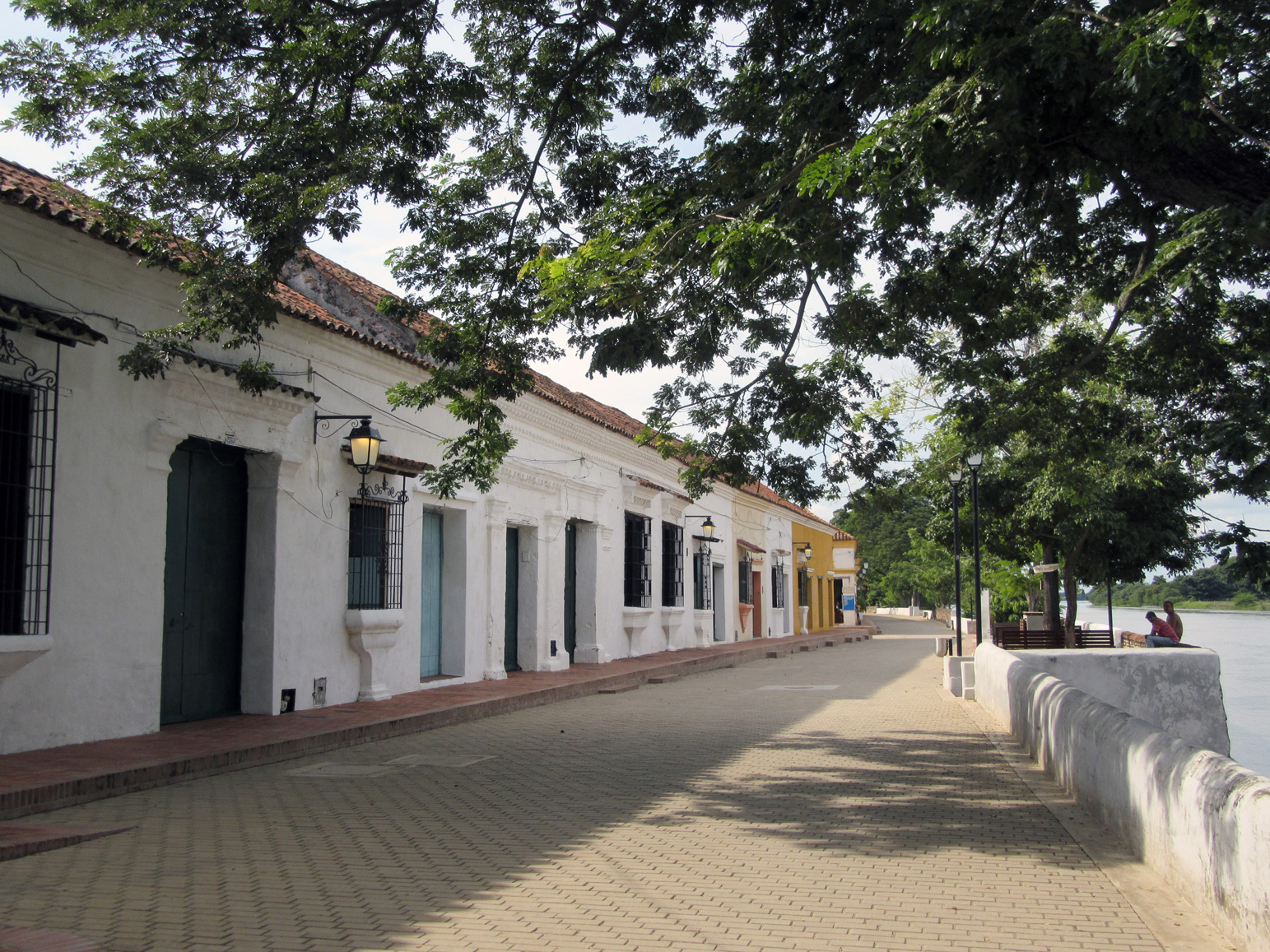 Street in Mompos 2